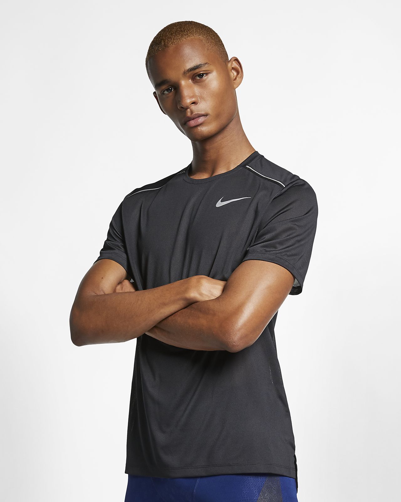 Nike Dri-FIT Miler ç·æ¬¾è·æ­¥ä¸è¡£. Nike TW